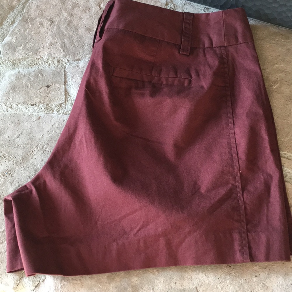 Daisy Fuentes shorts in EUC